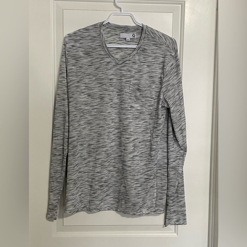 GUESS Men’s Long Sleeved Tee size M